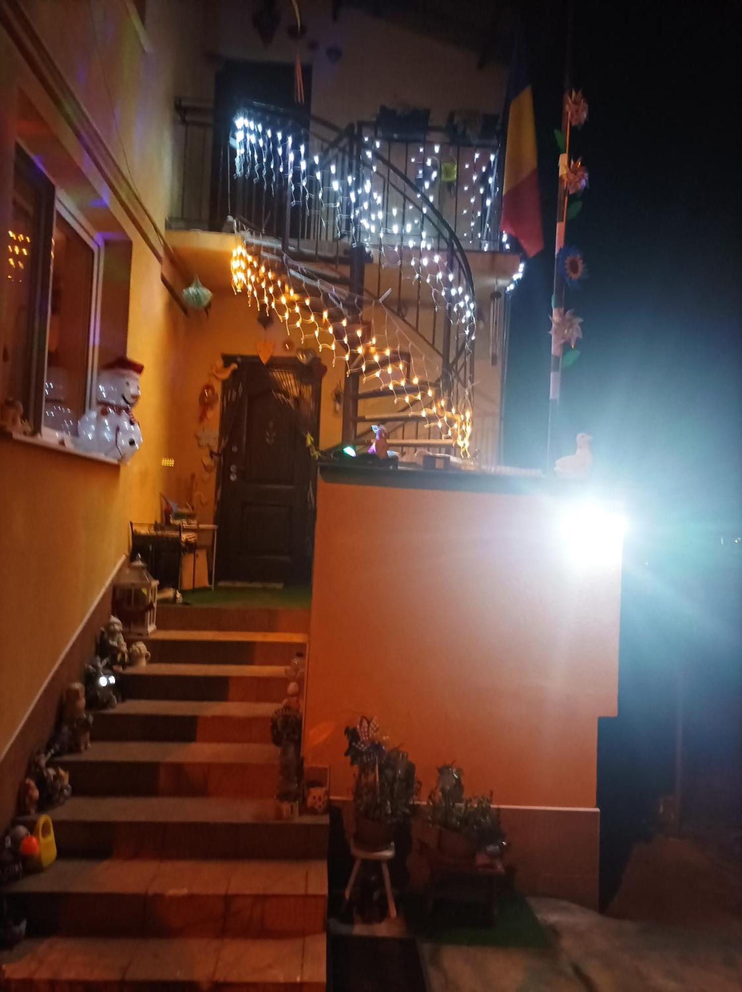 Cleopatra Apartment *